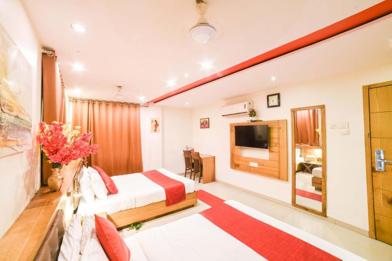 Hotel Grandeur-Near Mumbai International Airport Kültér fotó