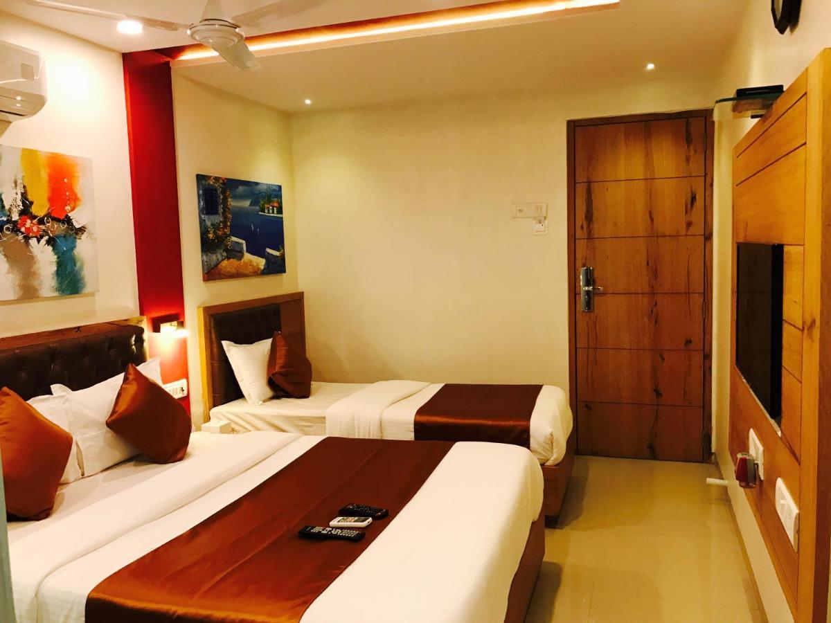 Hotel Grandeur-Near Mumbai International Airport Kültér fotó