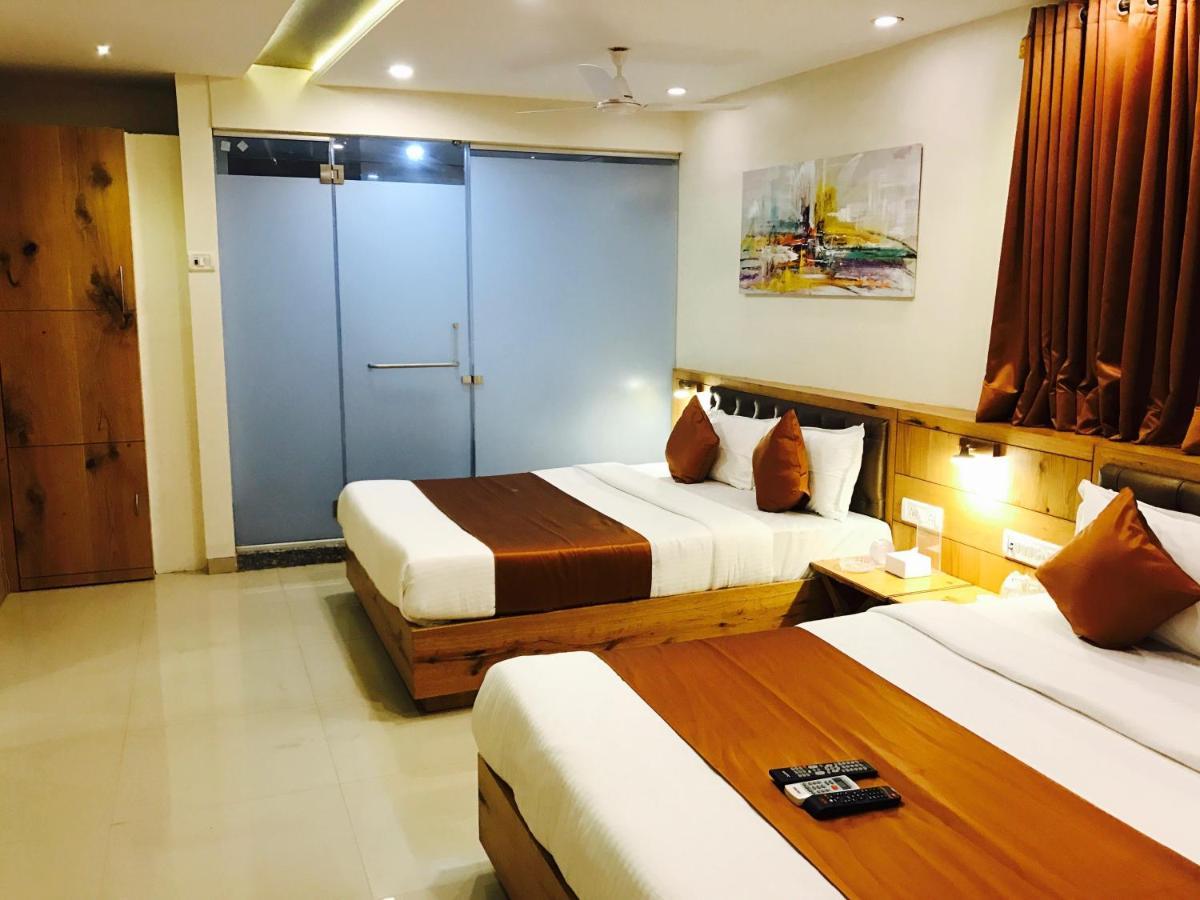 Hotel Grandeur-Near Mumbai International Airport Kültér fotó