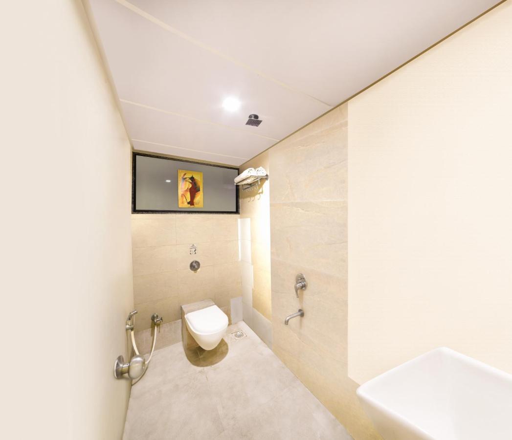 Hotel Grandeur-Near Mumbai International Airport Kültér fotó