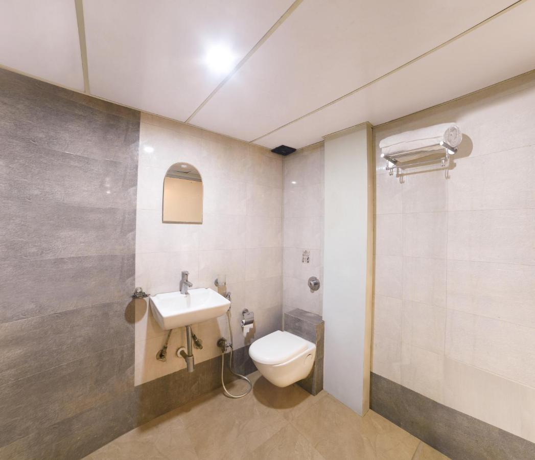 Hotel Grandeur-Near Mumbai International Airport Kültér fotó